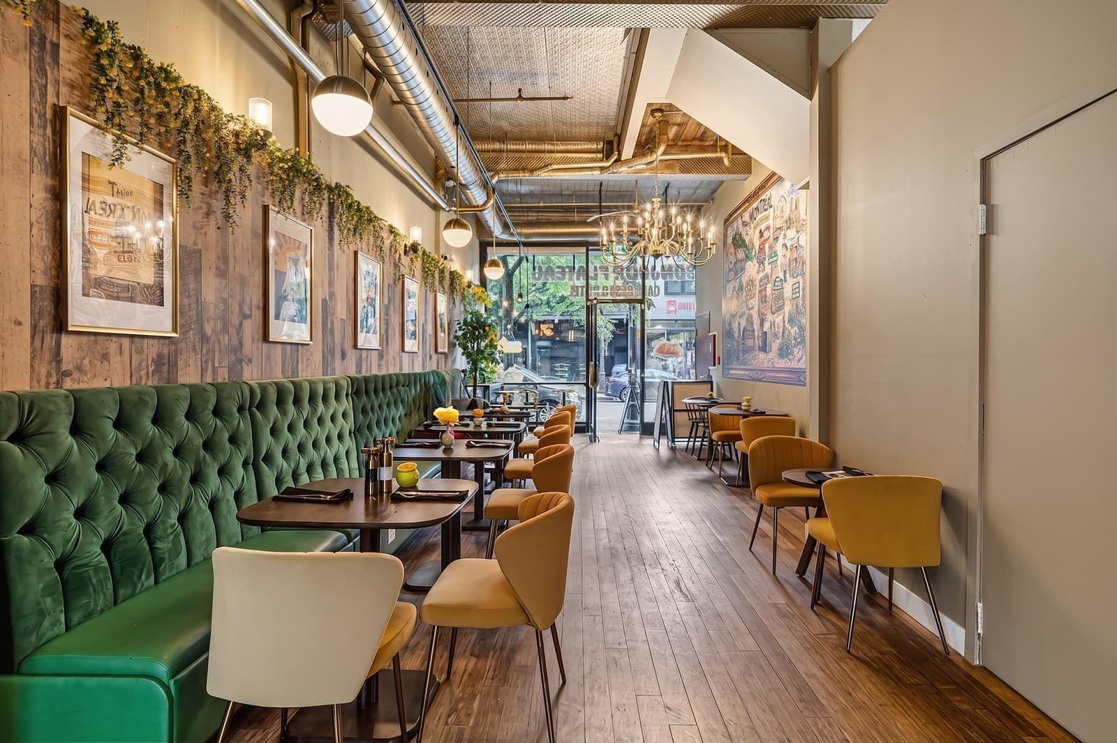Bonjour Plateau interior